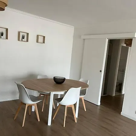 Superbe T3 L'illiade - Plages 3' A Pieds - Parking