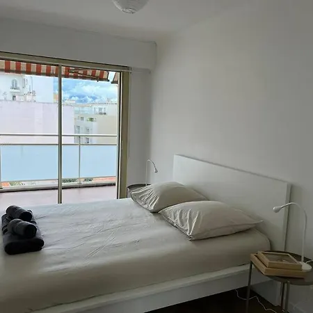 Superbe T3 L'illiade - Plages 3' A Pieds - Parking Juan-les-Pins